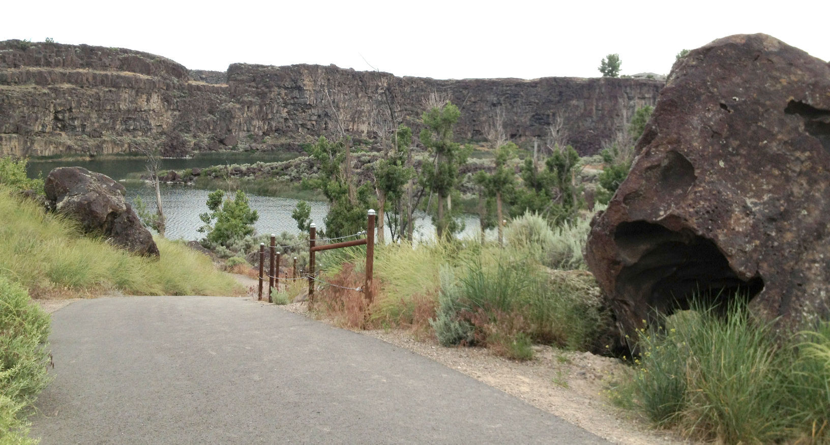 Urban Trail: Dierkes Lake